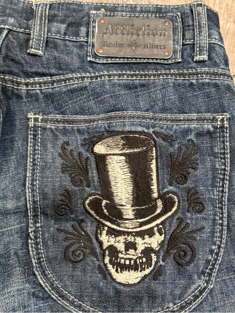 Affliction Men's Dark Blue Straight Jeans Skull back pocket